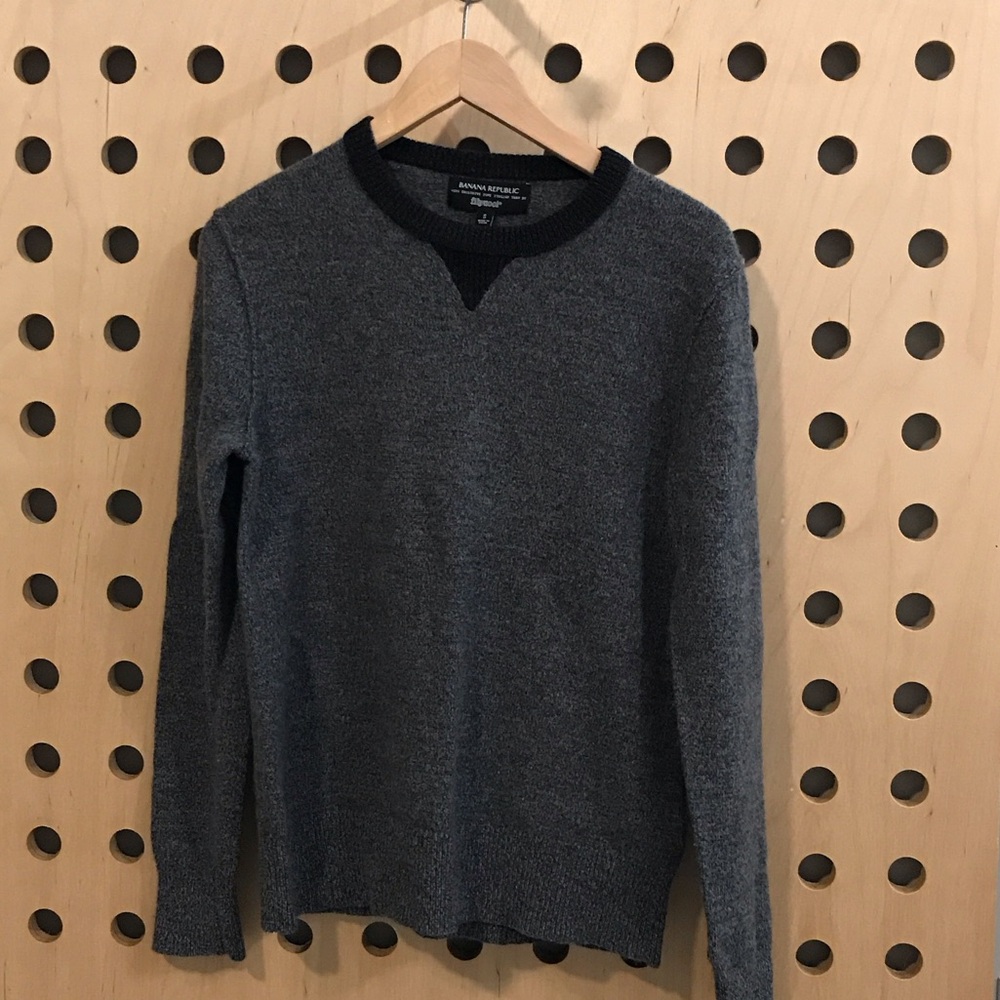 Banana Republic Men's Dark Gray Wool Blend Crewneck Sweater